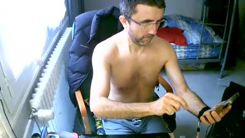 Snapshot of lokoum39 chatting on January 6, 2025, 12:57 pm lokoum39 online show from January 6, 2025, 12:57 pm