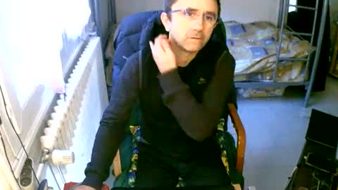 Snapshot of lokoum39 chatting on January 19, 2025, 3:10 pm lokoum39 online show from January 19, 2025, 3:10 pm