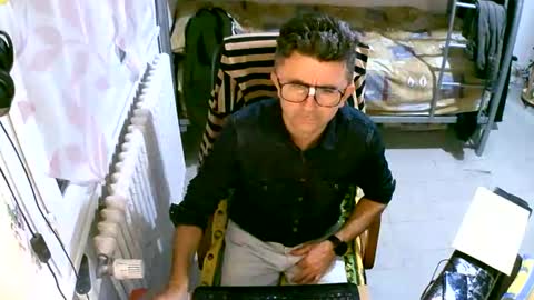 Snapshot of lokoum39 chatting on November 13, 2025, 4:50 pm lokoum39 online show from November 13, 2025, 4:50 pm