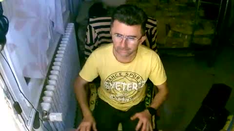 Snapshot of lokoum39 chatting on November 16, 2025, 6:24 pm lokoum39 online show from November 16, 2025, 6:24 pm