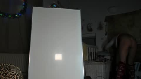 Snapshot of lola_belgium chatting on December 27, 2024, 3:48 pm lola_belgium online show from December 27, 2024, 3:48 pm