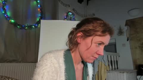Snapshot of lola_belgium chatting on January 15, 2025, 5:26 pm lola_belgium online show from January 15, 2025, 5:26 pm
