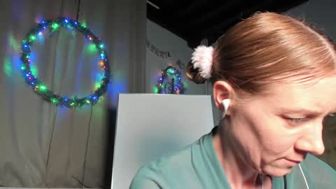 Snapshot of lola_belgium chatting on January 18, 2025, 5:37 pm lola_belgium online show from January 18, 2025, 5:37 pm