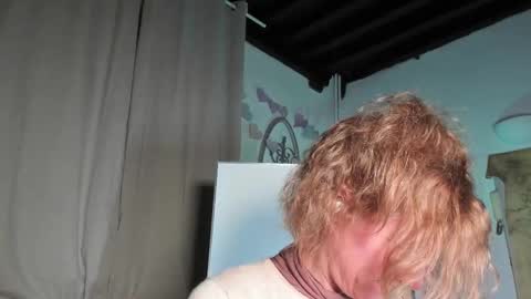 Snapshot of lola_belgium chatting on February 20, 2025, 5:40 pm lola_belgium online show from February 20, 2025, 5:40 pm