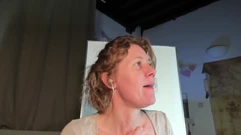 Snapshot of lola_belgium chatting on March 8, 2025, 6:26 pm lola_belgium online show from March 8, 2025, 6:26 pm