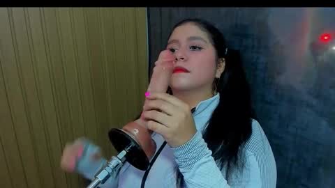 lola online show from October 14, 2025, 12:06 pm