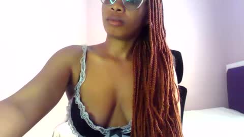 Lola Coco online show from March 17, 2026, 4:50 am