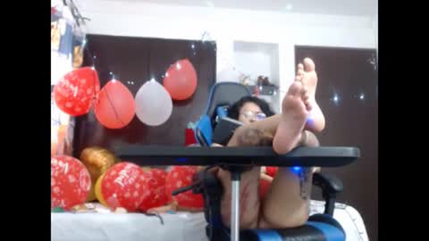 Snapshot of lola_fiery chatting on December 10, 2024, 8:49 pm lola_fiery online show from December 10, 2024, 8:49 pm