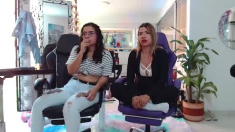 Snapshot of lola_fiery chatting on September 24, 2025, 2:20 pm lola_fiery online show from September 24, 2025, 2:20 pm