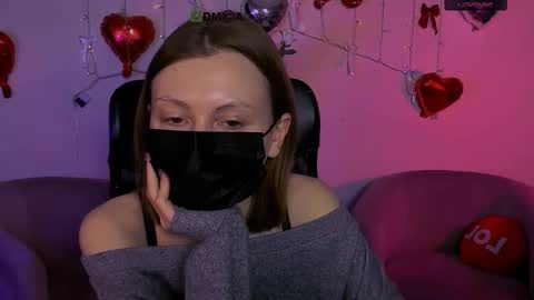 Snapshot of lola_moans chatting on March 10, 2026, 3:06 pm lola_moans online show from March 10, 2026, 3:06 pm