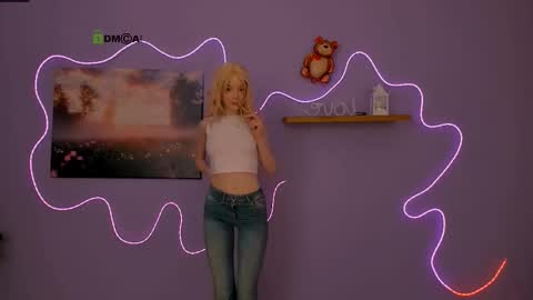 Snapshot of lola_savage_ chatting on March 7, 2026, 7:55 pm lola_savage_ online show from March 7, 2026, 7:55 pm