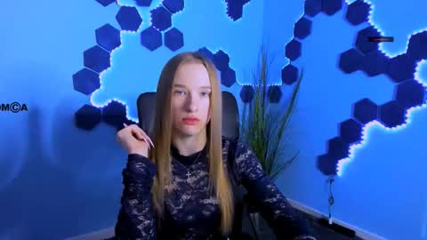 Snapshot of lola_soft_ chatting on February 20, 2026, 9:43 am your dream online show from February 20, 2026, 9:43 am