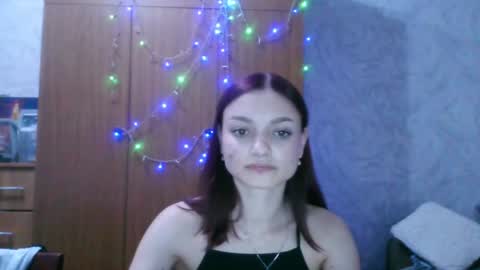 lola_sweetglow online show from June 24, 2026, 8:08 pm