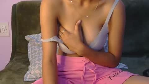 Snapshot of lolaa_darling chatting on March 19, 2026, 10:41 am lolaa online show from March 19, 2026, 10:41 am