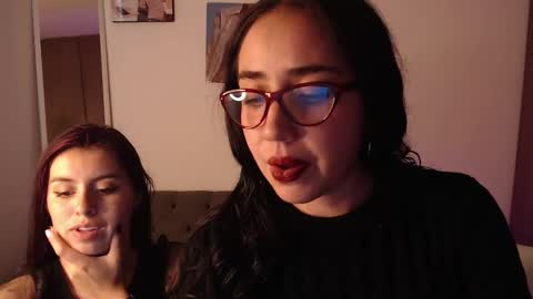 lolaandcamille online show from February 26, 2025, 8:00 pm