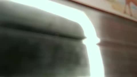 lolaandcamille online show from September 17, 2025, 1:24 pm