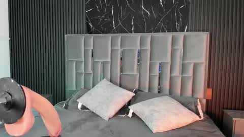 Snapshot of lolaangellx chatting on January 15, 2026, 8:01 pm Lola Angel online show from January 15, 2026, 8:01 pm