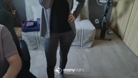 Snapshot of lolacharly chatting on February 4, 2025, 2:32 pm z1cpl38 online show from February 4, 2025, 2:32 pm