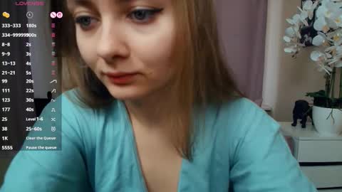 Snapshot of lolacorish chatting on February 25, 2026, 11:20 am lolacorish online show from February 25, 2026, 11:20 am