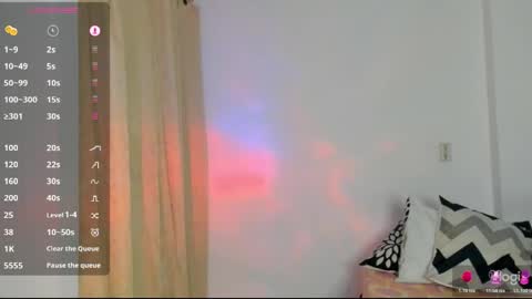 Snapshot of lolacute69 chatting on May 8, 2026, 3:23 am Lola help me get to 100 thumbs online show from May 8, 2026, 3:23 am