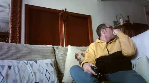 LOLA HUESO y ERIC online show from March 7, 2025, 4:44 pm