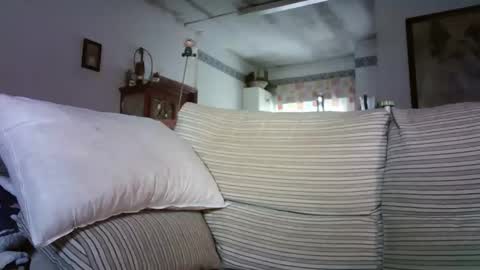 Snapshot of lolahueso chatting on January 13, 2026, 9:25 am LOLA HUESO y ERIC online show from January 13, 2026, 9:25 am