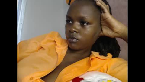 Snapshot of lolamia7 chatting on November 26, 2025, 6:47 am lolamia7 online show from November 26, 2025, 6:47 am