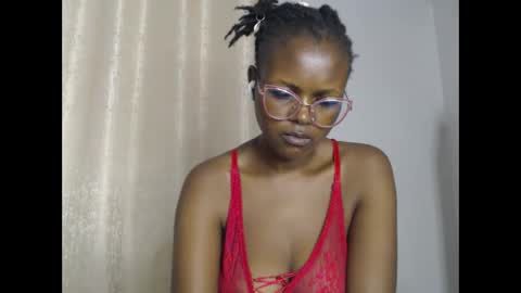 Snapshot of lolamia7 chatting on March 9, 2026, 6:06 am lolamia7 online show from March 9, 2026, 6:06 am