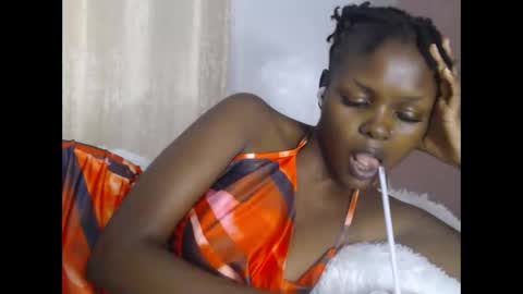 Snapshot of lolamia7 chatting on March 16, 2026, 10:08 am lolamia7 online show from March 16, 2026, 10:08 am