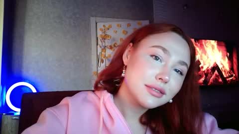 Snapshot of lolamint_ chatting on November 6, 2025, 11:44 am Lola online show from November 6, 2025, 11:44 am