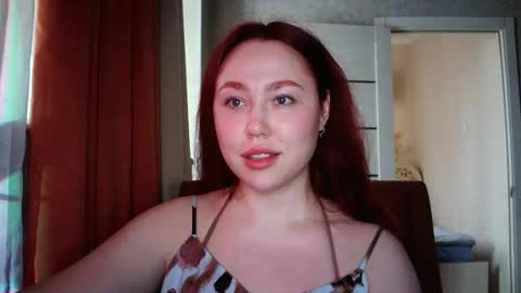 Snapshot of lolamint_ chatting on December 18, 2025, 9:37 am Lola online show from December 18, 2025, 9:37 am