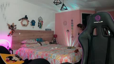 Lola doll online show from June 23, 2026, 9:13 pm