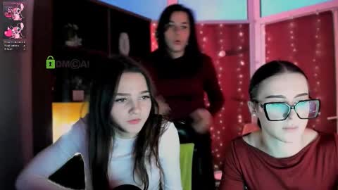 Snapshot of lole_ti chatting on January 19, 2026, 7:23 am lole ti online show from January 19, 2026, 7:23 am