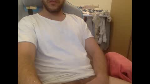 Snapshot of lolgivali chatting on December 5, 2024, 11:27 am lolgivali online show from December 5, 2024, 11:27 am