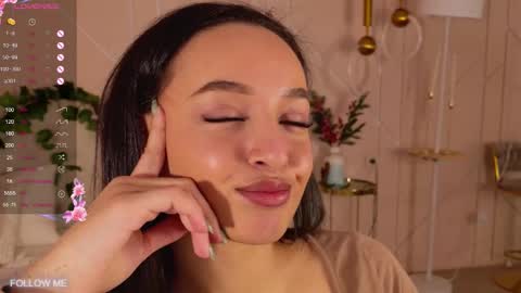 Snapshot of lolly_neal chatting on February 25, 2026, 7:07 am Lolly online show from February 25, 2026, 7:07 am