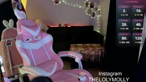 Snapshot of lolymolli chatting on December 11, 2024, 6:09 pm Molli online show from December 11, 2024, 6:09 pm
