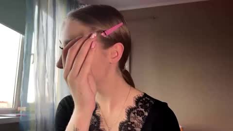 Snapshot of lomakamstra chatting on March 7, 2026, 2:58 pm Lili online show from March 7, 2026, 2:58 pm