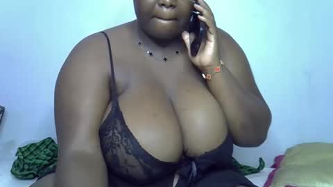 Snapshot of lomyenom56 chatting on April 11, 2026, 11:03 am lomyenom56 online show from April 11, 2026, 11:03 am