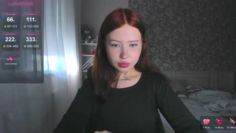 lona online show from November 6, 2025, 11:33 am