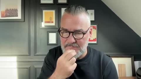 EnglishBear online show from October 9, 2025, 8:34 am