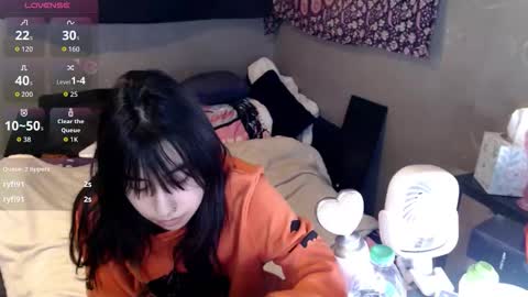 Snapshot of londonray chatting on February 5, 2026, 6:51 am londonray online show from February 5, 2026, 6:51 am