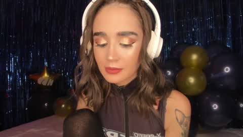 Snapshot of lonelly_lolly98 chatting on January 27, 2025, 2:53 am SABRINA online show from January 27, 2025, 2:53 am