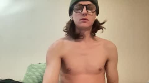 longdickelijah online show from December 14, 2025, 3:01 am