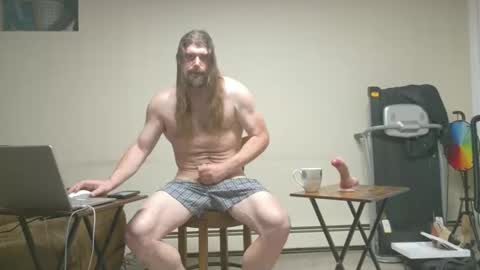 longhairedfreak1921 online show from May 21, 2026, 12:12 pm
