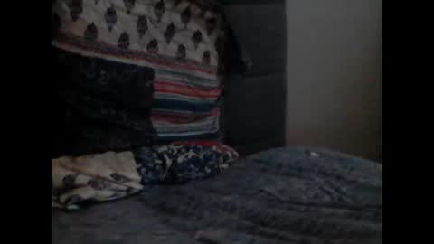 Snapshot of longjohnpurp29 chatting on March 3, 2026, 3:29 pm how can i plz u online show from March 3, 2026, 3:29 pm