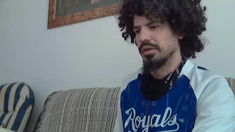 Snapshot of longnight5 chatting on January 18, 2025, 9:24 am Alejandro Rulitos Twitter longnight55 Intagram 5longnight5 online show from January 18, 2025, 9:24 am