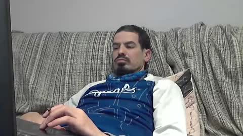 Snapshot of longnight5 chatting on January 29, 2025, 10:32 pm Alejandro Rulitos Twitter longnight55 Intagram 5longnight5 online show from January 29, 2025, 10:32 pm