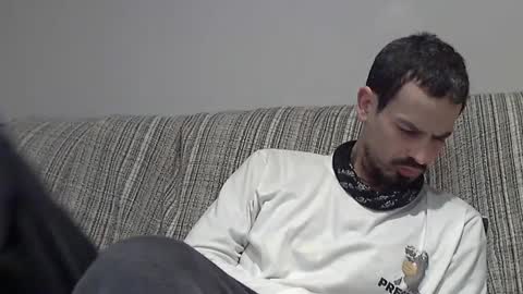 Snapshot of longnight5 chatting on February 1, 2025, 7:55 pm Alejandro Rulitos Twitter longnight55 Intagram 5longnight5 online show from February 1, 2025, 7:55 pm