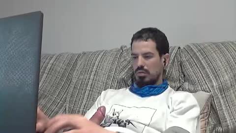 Snapshot of longnight5 chatting on February 12, 2025, 5:58 am Alejandro Rulitos Twitter longnight55 Intagram 5longnight5 online show from February 12, 2025, 5:58 am