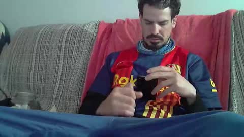 Snapshot of longnight5 chatting on March 8, 2025, 8:11 am Alejandro Rulitos Twitter longnight55 Intagram 5longnight5 online show from March 8, 2025, 8:11 am